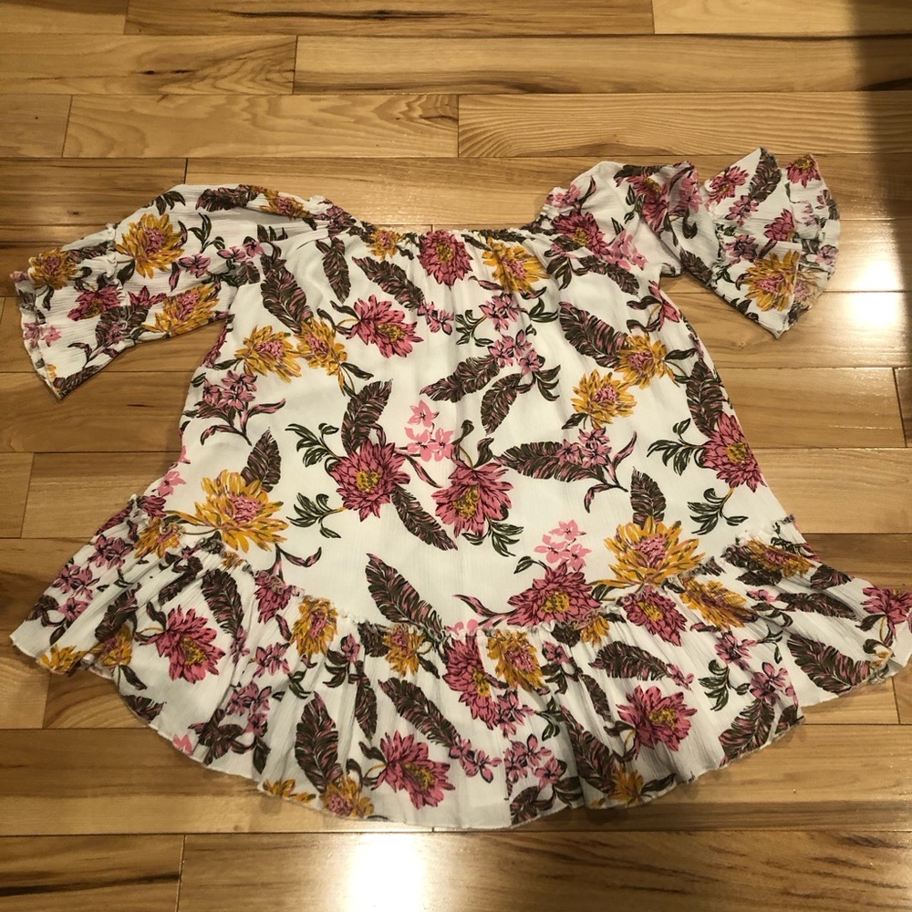 Blue Ivy Flora Dress in medium (fits like a 10)